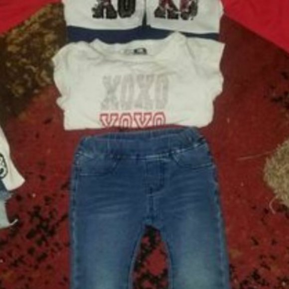 2T XOXO Sweatshirt, T Shirt and Stretchy Jeans - Picture 2 of 3